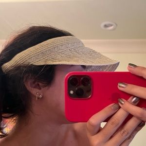Straw sun visor